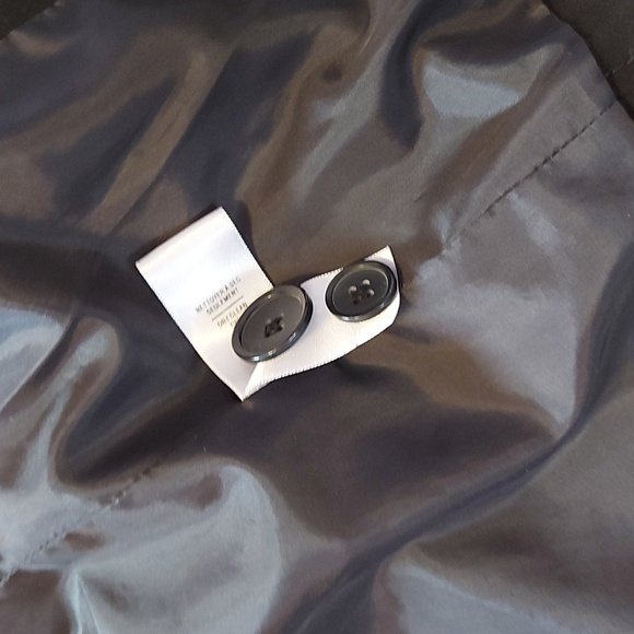 Woman's jacket - Picture 10 of 16